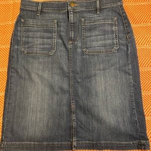 Ann Taylor Jean Skirt Dark Wash Size 31/12